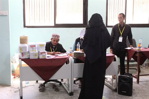 جامعة الأحقاف ترعى الانتخابات الرئاسية الاندونيسية بمدينة المكلا