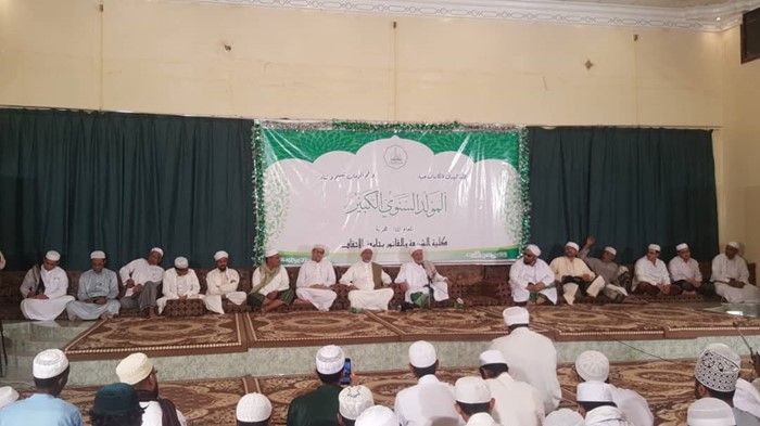 كلية الشريعة والقانون تحتفل بالمولد النبوي الشريف بحضور السيد رئيس الجامعة
