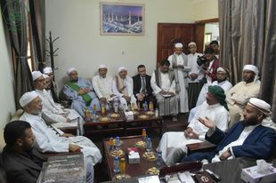 وزير الأوقاف والإرشاد يزور كلية الشريعة والقانون بجامعة الأحقاف